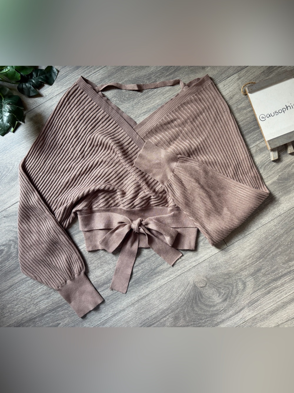 Love Tree Ribbed Tie Waist Surplice V-Neck Tie Back Taupe Brown Sweater Size M
